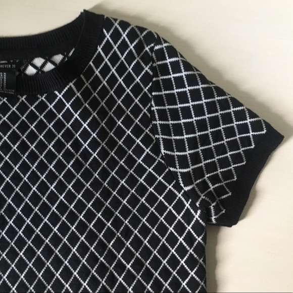 LAST CHANCE T-shirt Sweater - Picture 3 of 6